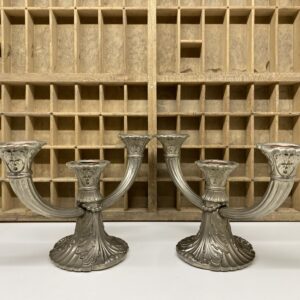 Coppia candelabri peltro anni '50 1