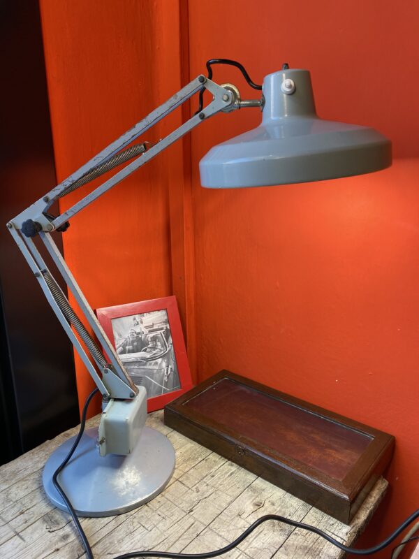 Lampada RIMSA da officina a60 1